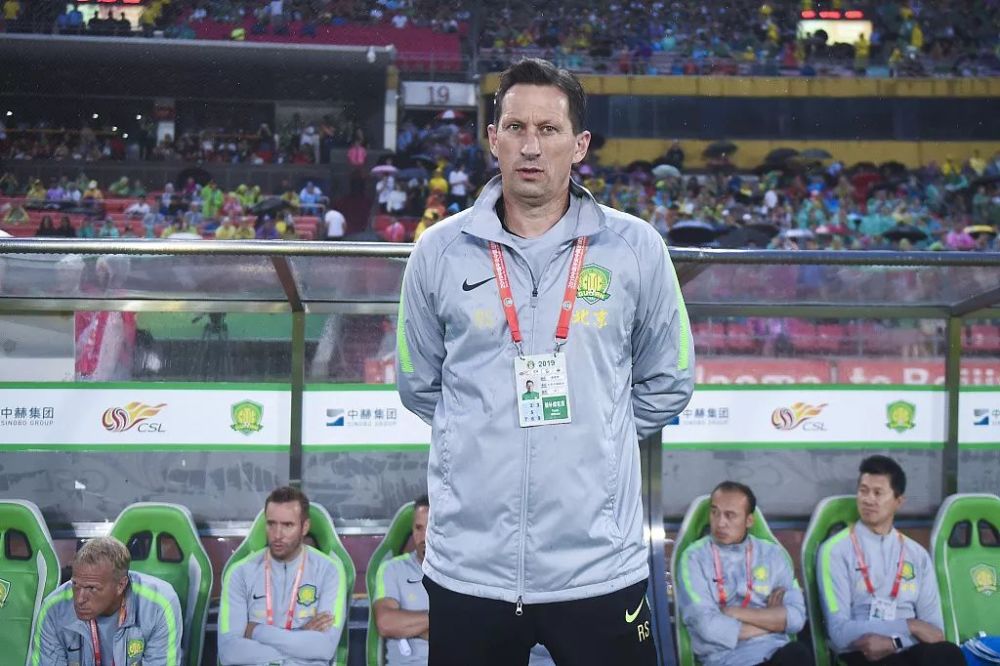 季的低谷 季的低谷