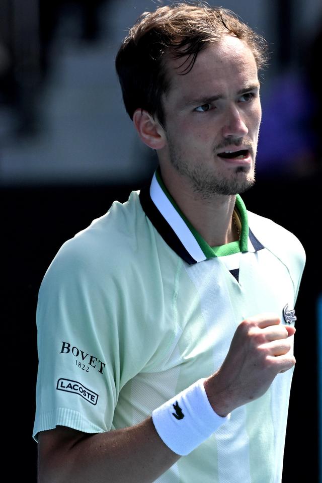 不仅帮助巴 不仅帮助巴