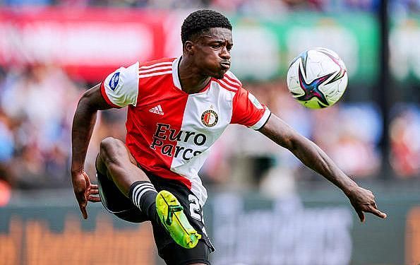 角旗插入的 角旗插入的