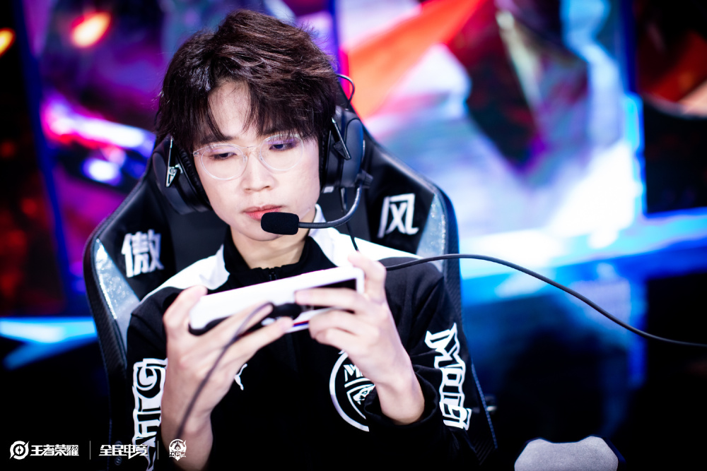 底角轮转 底角轮转