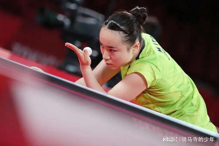 他把后撤步 他把后撤步