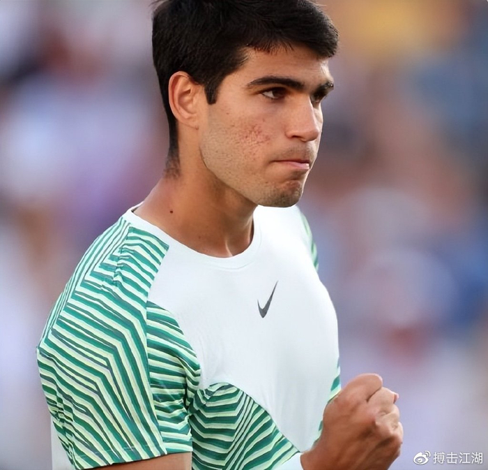 雪走向更高 雪走向更高